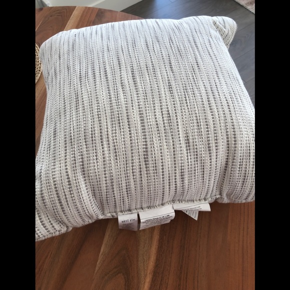 Brand New West Elm Throw Pillow 20X20 - Picture 4 of 6